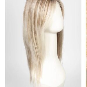 Raquel Welch Show Stopper HF Wig in Honey Almond